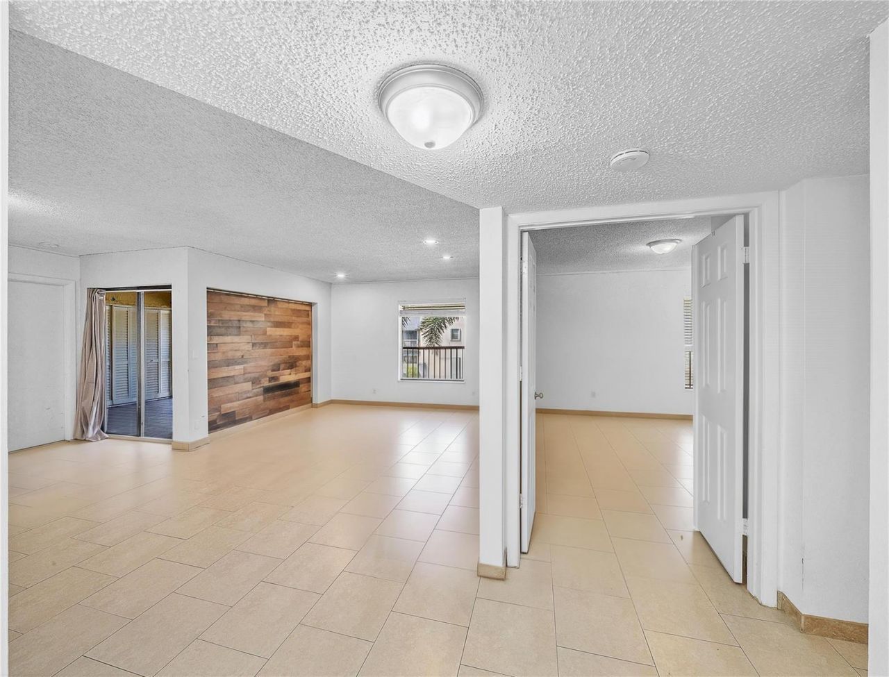 3413 Cocoplum Circle , Unit 3407, Coconut Creek, FL 33063 Photo