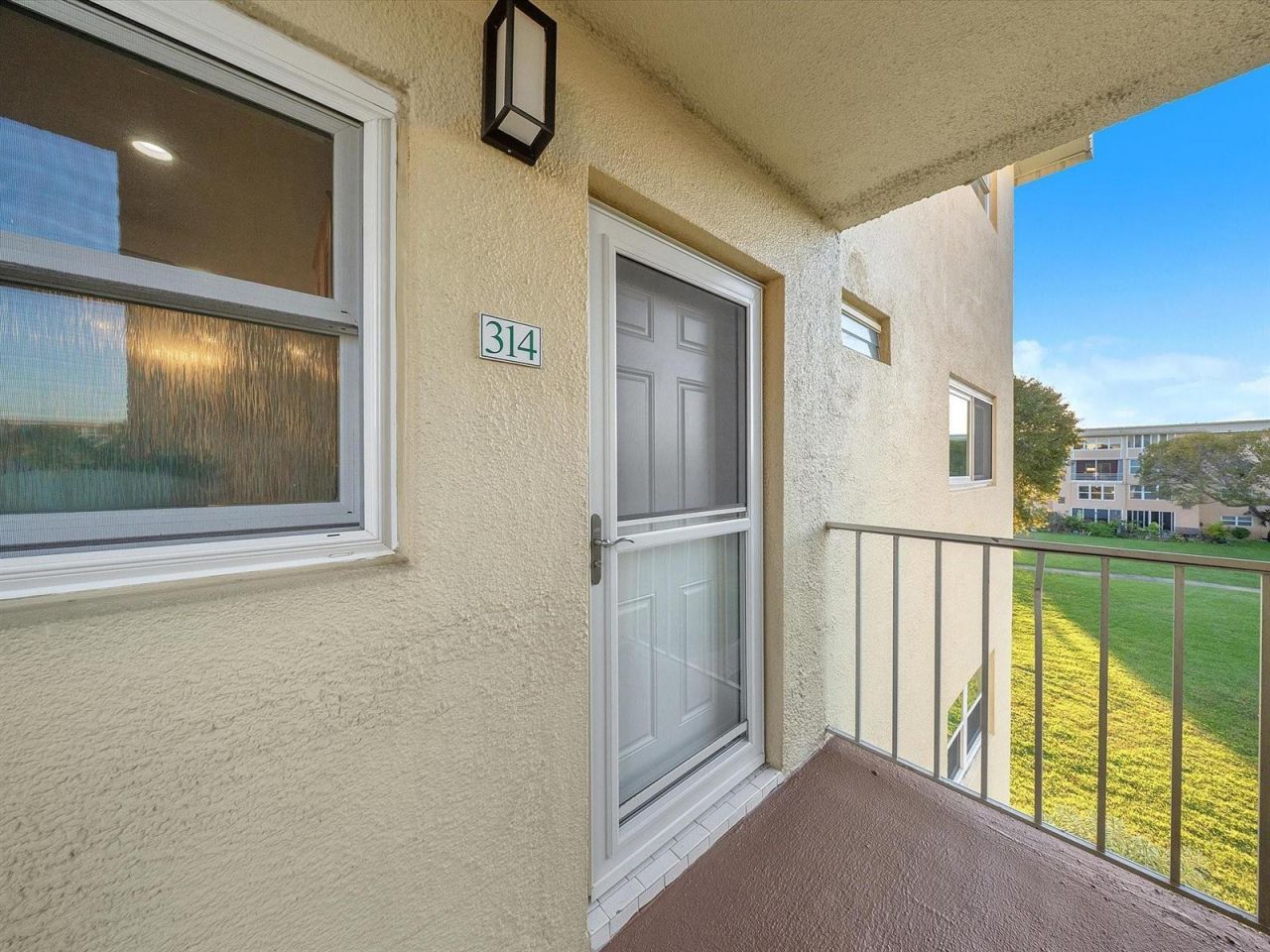 2515 NE 1st Court , Unit 314, Boynton Beach, FL 33435 Photo