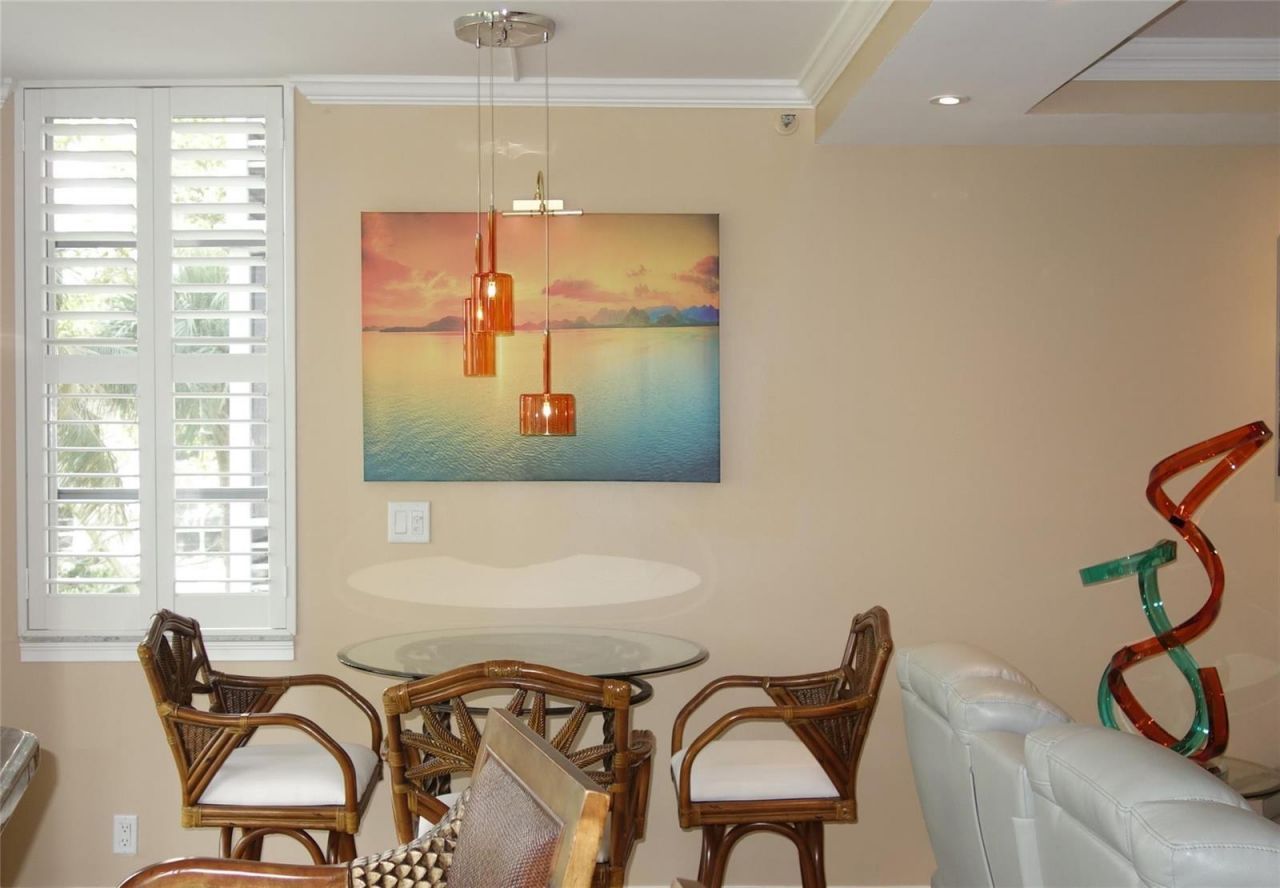 625 Oaks Drive , Unit 302, Pompano Beach, FL 33069 Photo