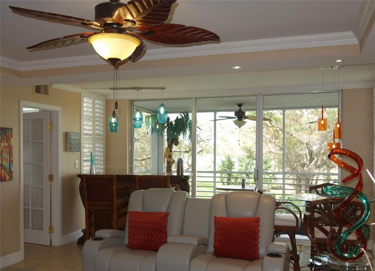 625 Oaks Drive , Unit 302, Pompano Beach, FL 33069 Photo
