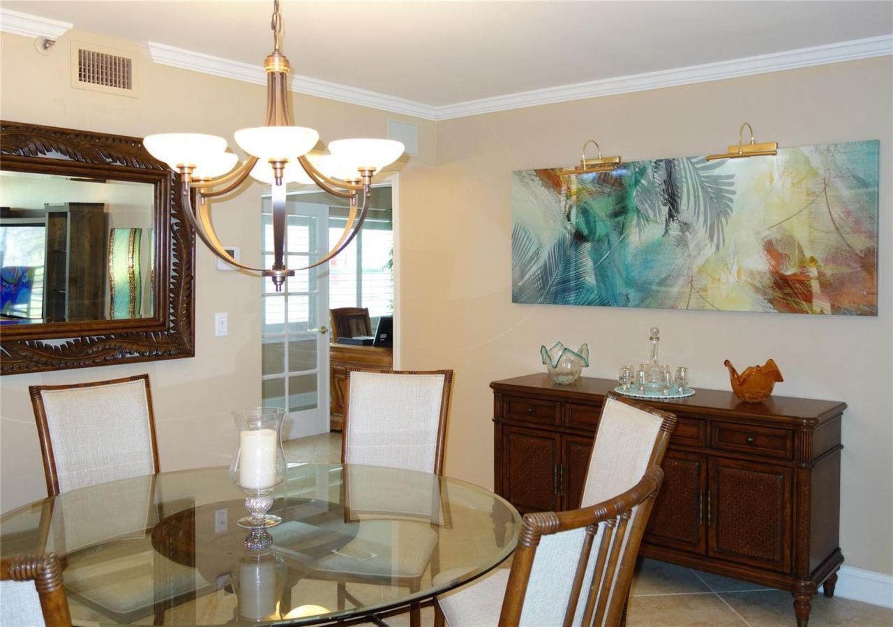 625 Oaks Drive , Unit 302, Pompano Beach, FL 33069 Photo