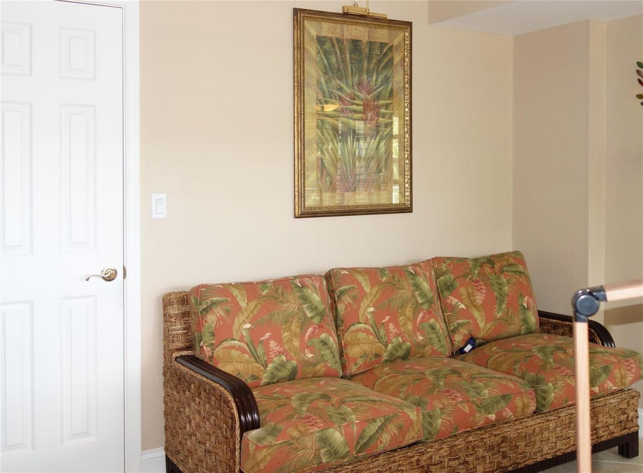 625 Oaks Drive , Unit 302, Pompano Beach, FL 33069 Photo
