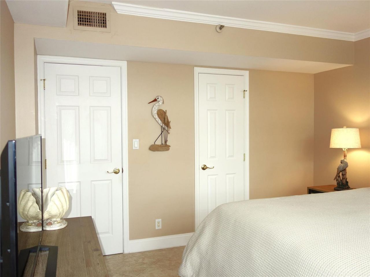 625 Oaks Drive , Unit 302, Pompano Beach, FL 33069 Photo