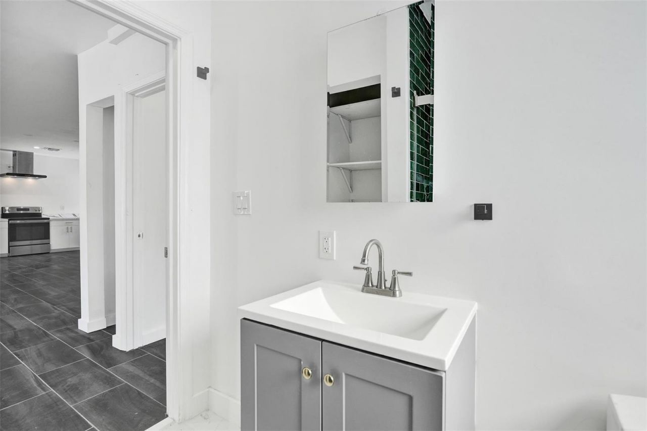 1904 SE 1st Avenue , Fort Lauderdale, FL 33316 Photo