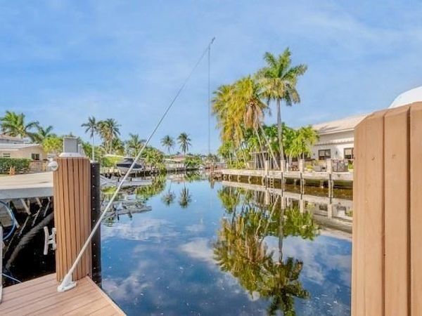 1131 SE 5th Avenue , Pompano Beach, FL 33060