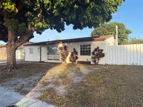 1398 SW 47th Terrace , Fort Lauderdale, FL 33317