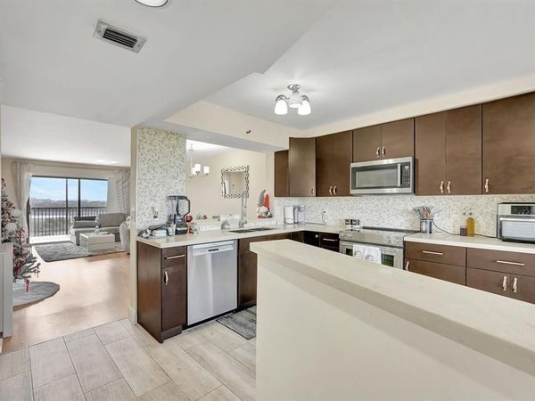 2200 S Cypress Bend Drive , Unit 905, Pompano Beach, FL 33069