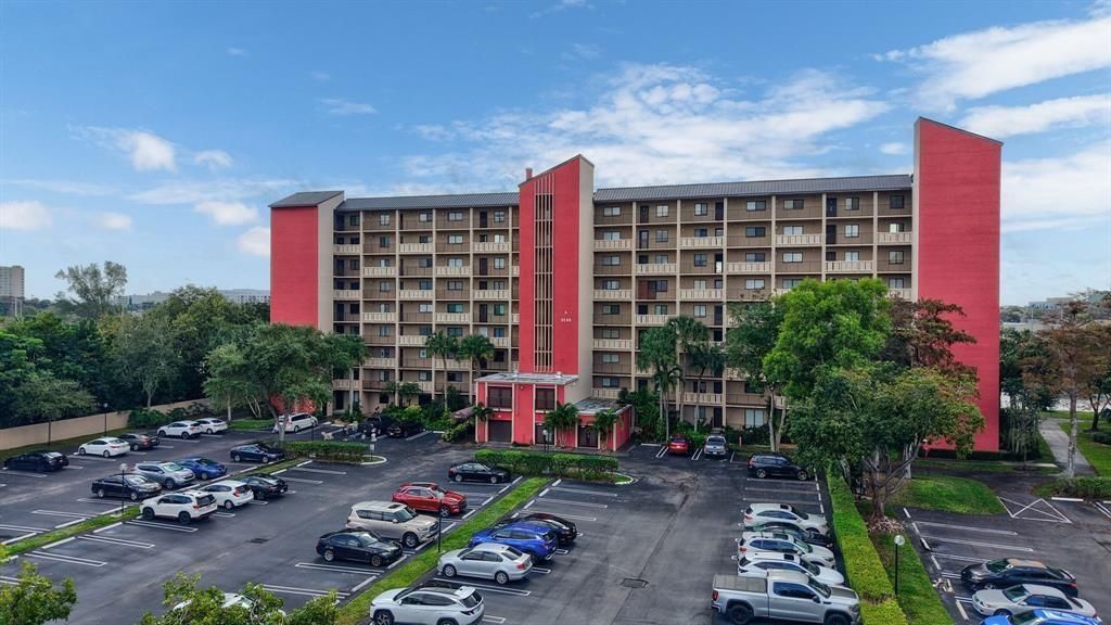 2200 S Cypress Bend Drive , Unit 905, Pompano Beach, FL 33069 Photo
