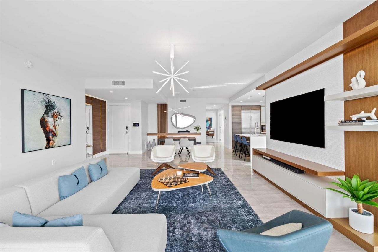 100 E Las Olas Boulevard , Unit 2404, Fort Lauderdale, FL 33301 Photo