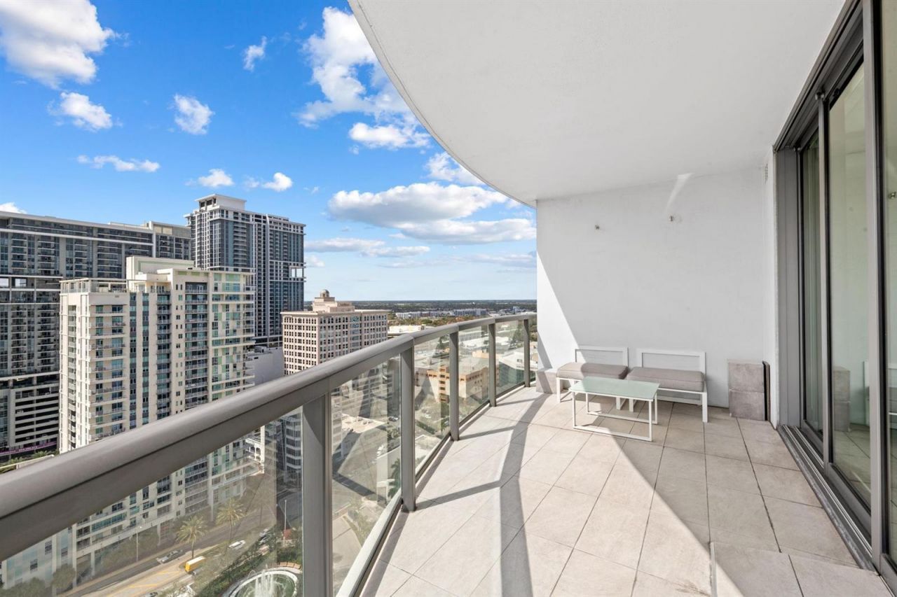 100 E Las Olas Boulevard , Unit 2404, Fort Lauderdale, FL 33301 Photo