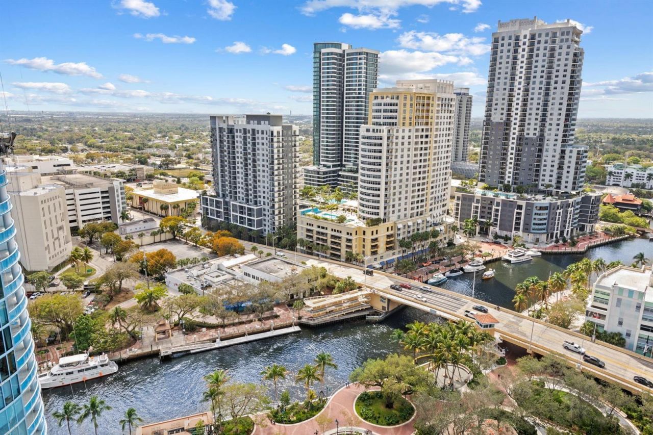 100 E Las Olas Boulevard , Unit 2404, Fort Lauderdale, FL 33301 Photo
