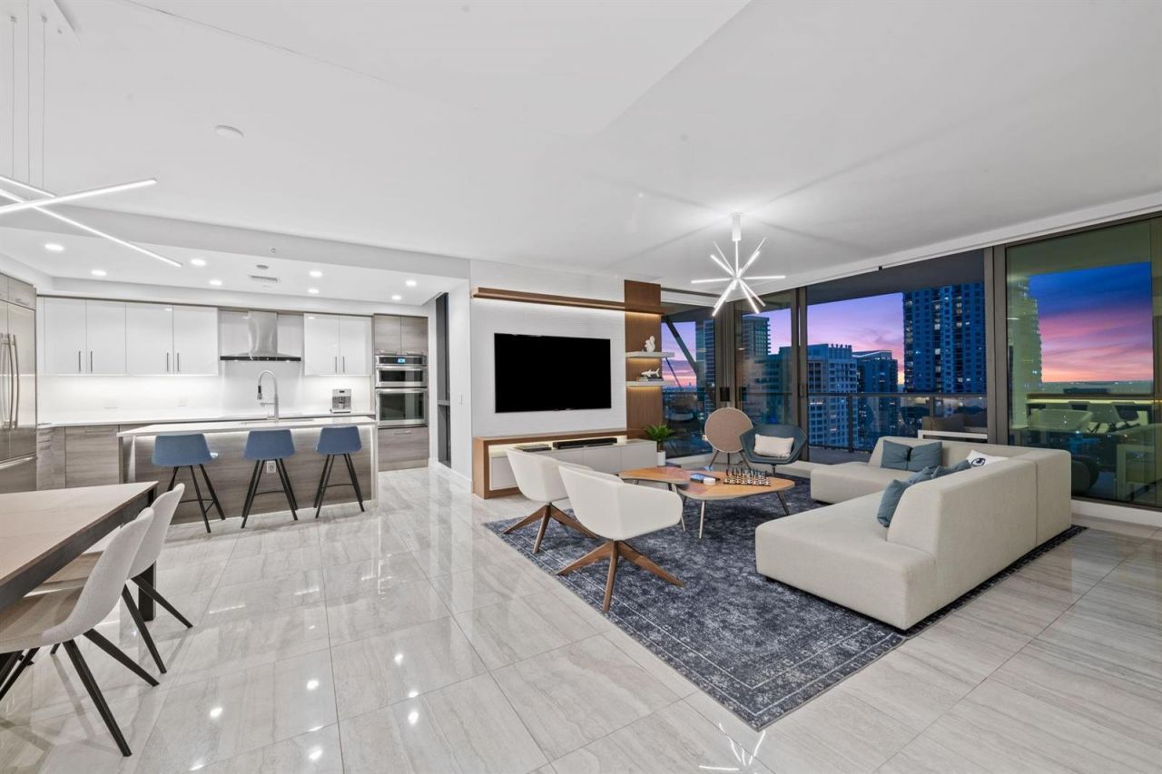 100 E Las Olas Boulevard , Unit 2404, Fort Lauderdale, FL 33301 Photo