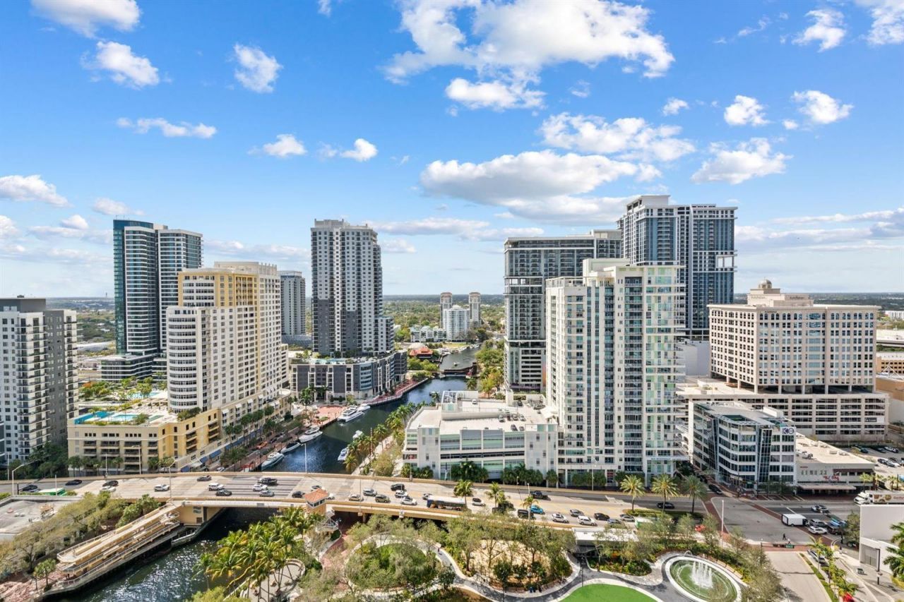 100 E Las Olas Boulevard , Unit 2404, Fort Lauderdale, FL 33301 Photo