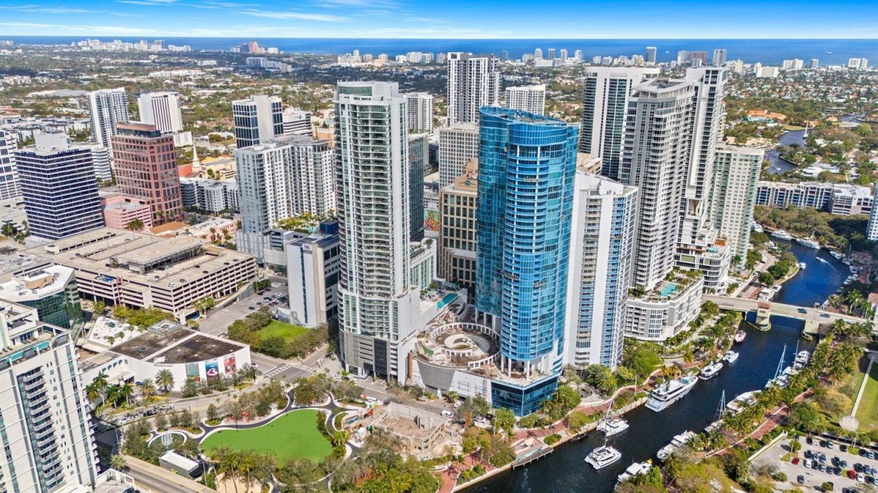 100 E Las Olas Boulevard , Unit 2404, Fort Lauderdale, FL 33301 Photo