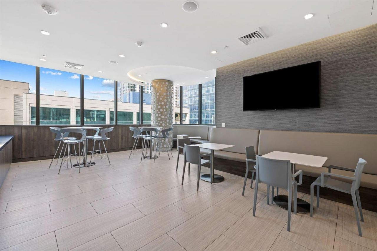 100 E Las Olas Boulevard , Unit 2404, Fort Lauderdale, FL 33301 Photo