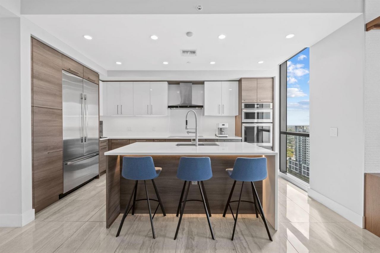 100 E Las Olas Boulevard , Unit 2404, Fort Lauderdale, FL 33301 Photo