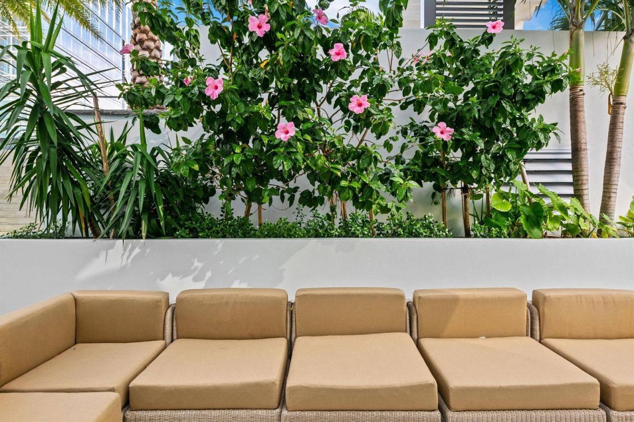 100 E Las Olas Boulevard , Unit 2404, Fort Lauderdale, FL 33301 Photo