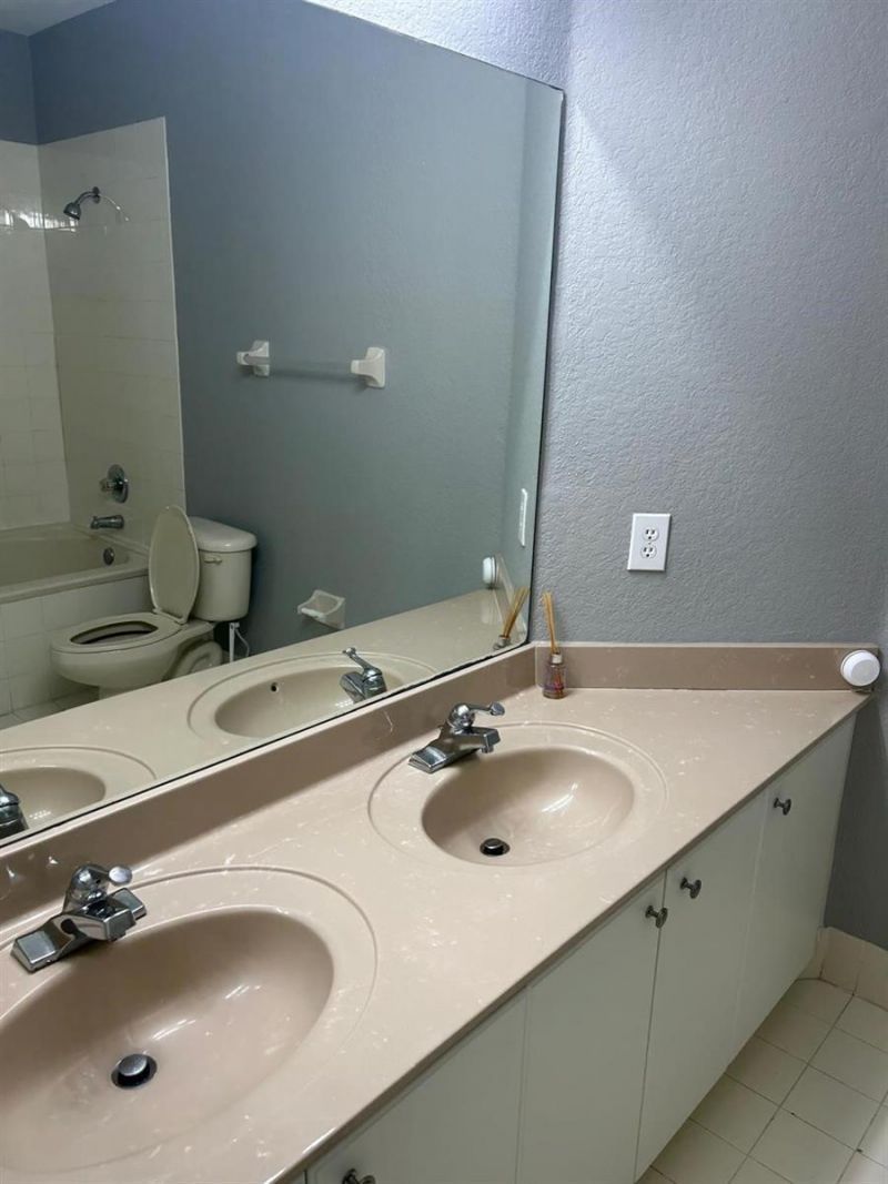 11486 NW 77th Street , Doral, FL 33178 Photo
