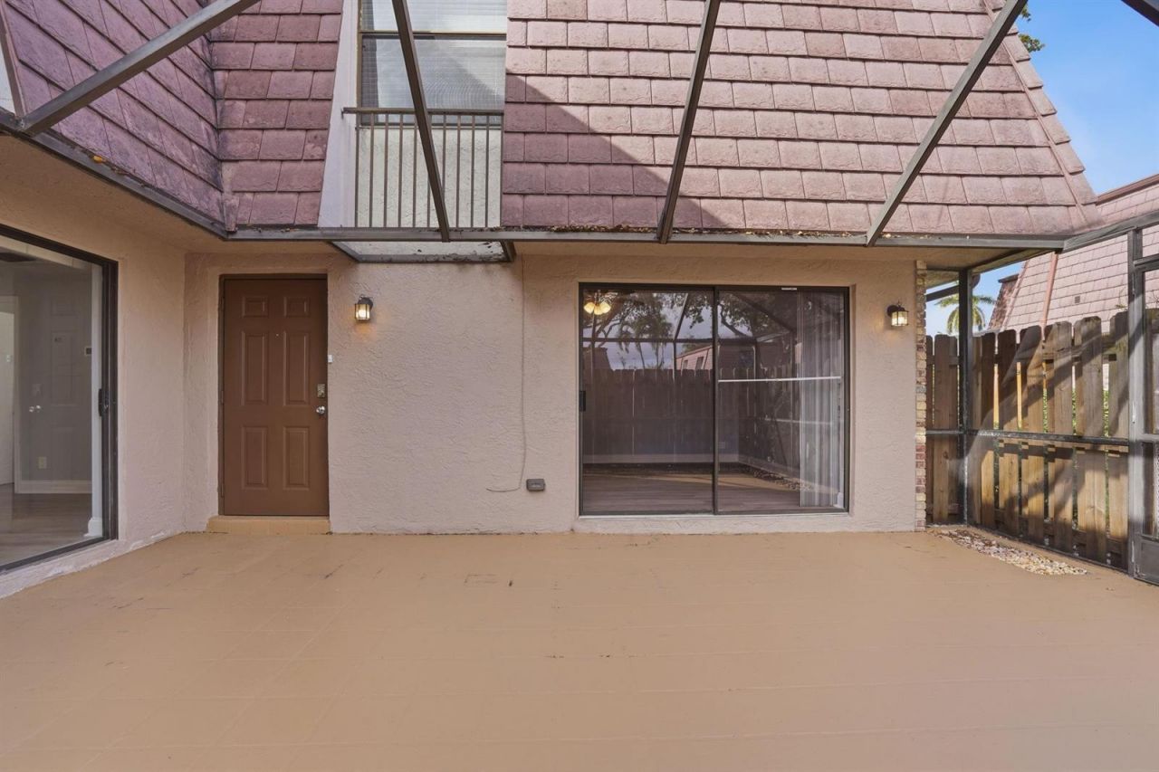 7600 Courtyard Run , Boca Raton, FL 33433 Photo