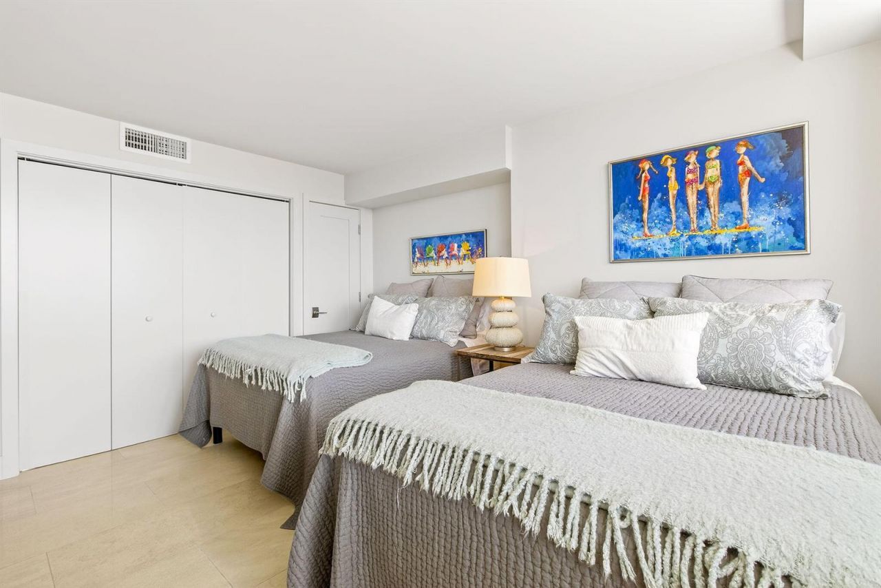 545 S Fort Lauderdale Beach Boulevard , Unit 1702, Fort Lauderdale, FL 33316 Photo