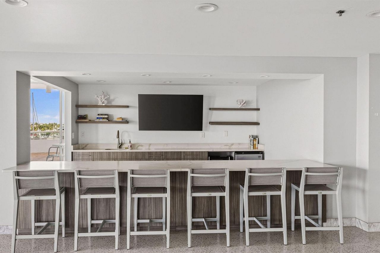 545 S Fort Lauderdale Beach Boulevard , Unit 1702, Fort Lauderdale, FL 33316 Photo