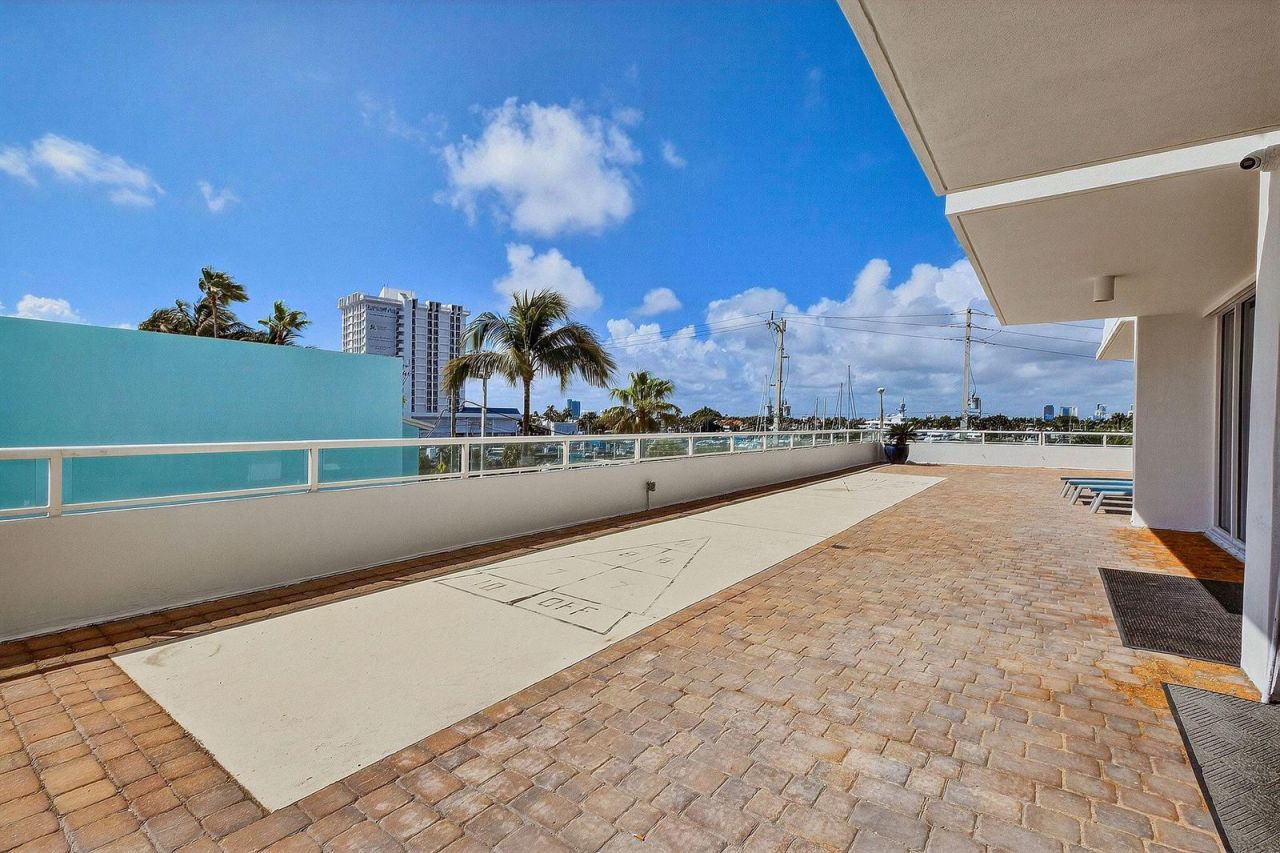 545 S Fort Lauderdale Beach Boulevard , Unit 1702, Fort Lauderdale, FL 33316 Photo