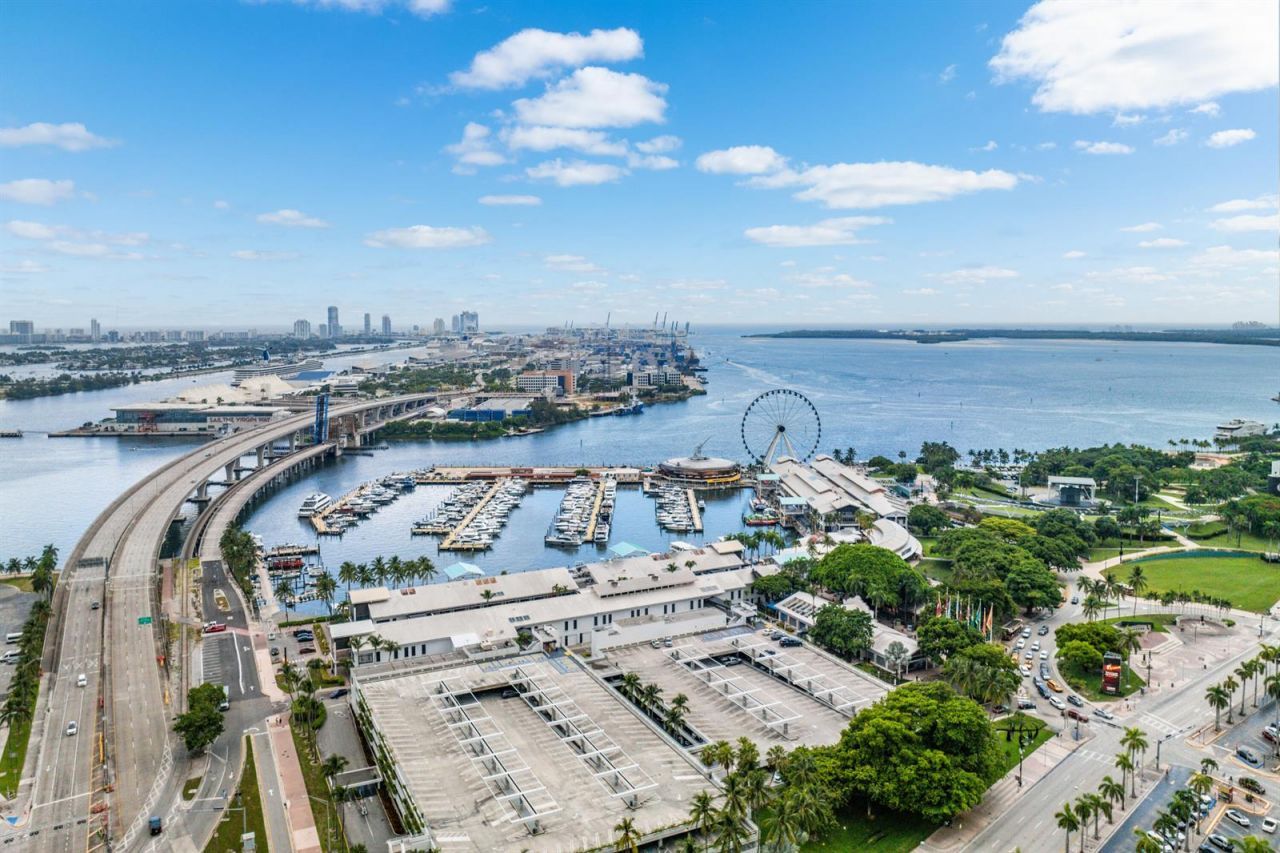 601 NE 1st Avenue , Unit 2809, Miami, FL 33132 Photo
