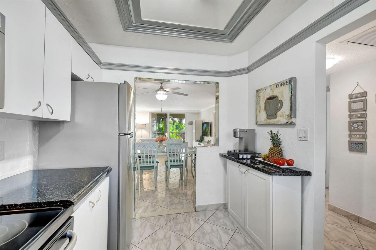 720 E Ocean Avenue , Unit 202, Boynton Beach, FL 33435 Photo