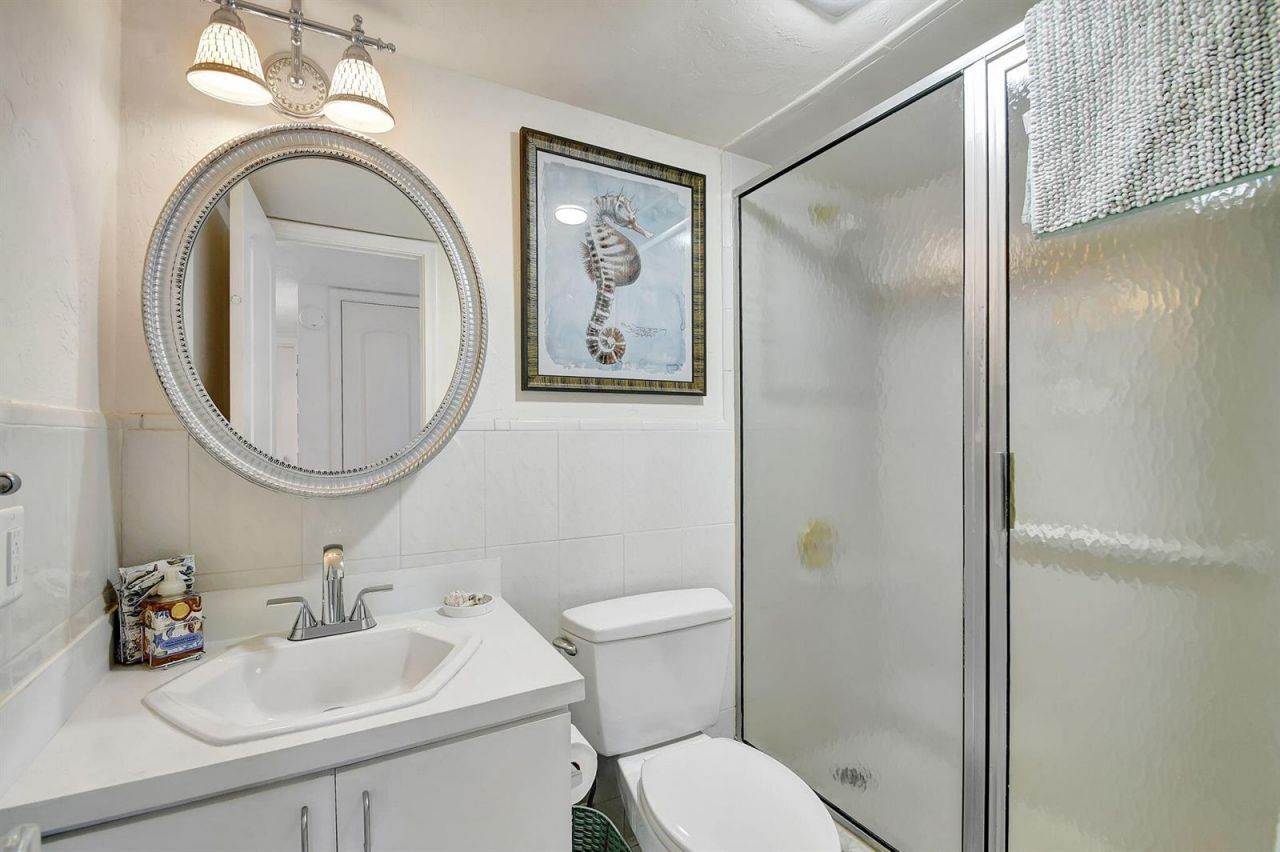 720 E Ocean Avenue , Unit 202, Boynton Beach, FL 33435 Photo