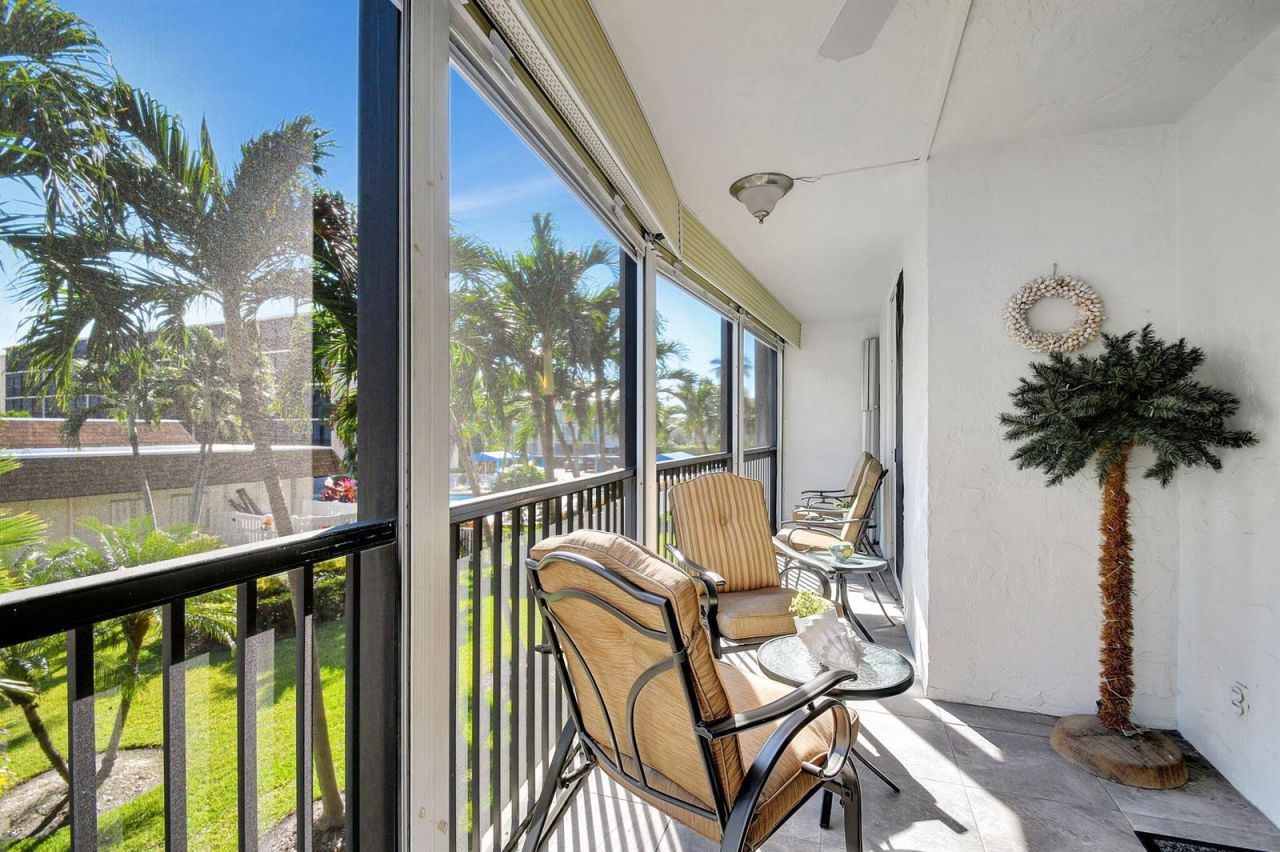720 E Ocean Avenue , Unit 202, Boynton Beach, FL 33435 Photo
