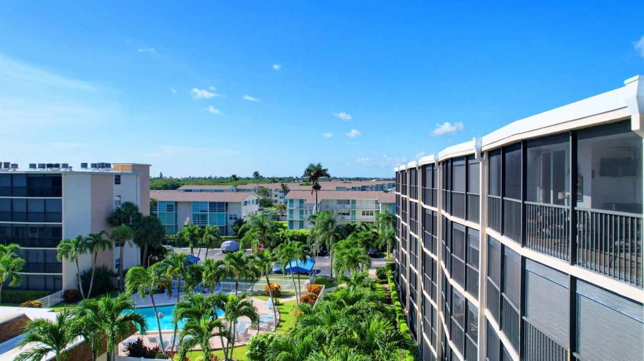 720 E Ocean Avenue , Unit 202, Boynton Beach, FL 33435 Photo