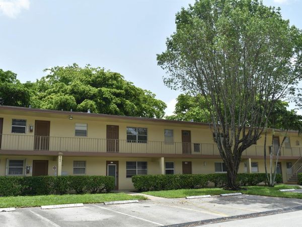 251 NW 76th Avenue , Unit 105, Margate, FL 33063