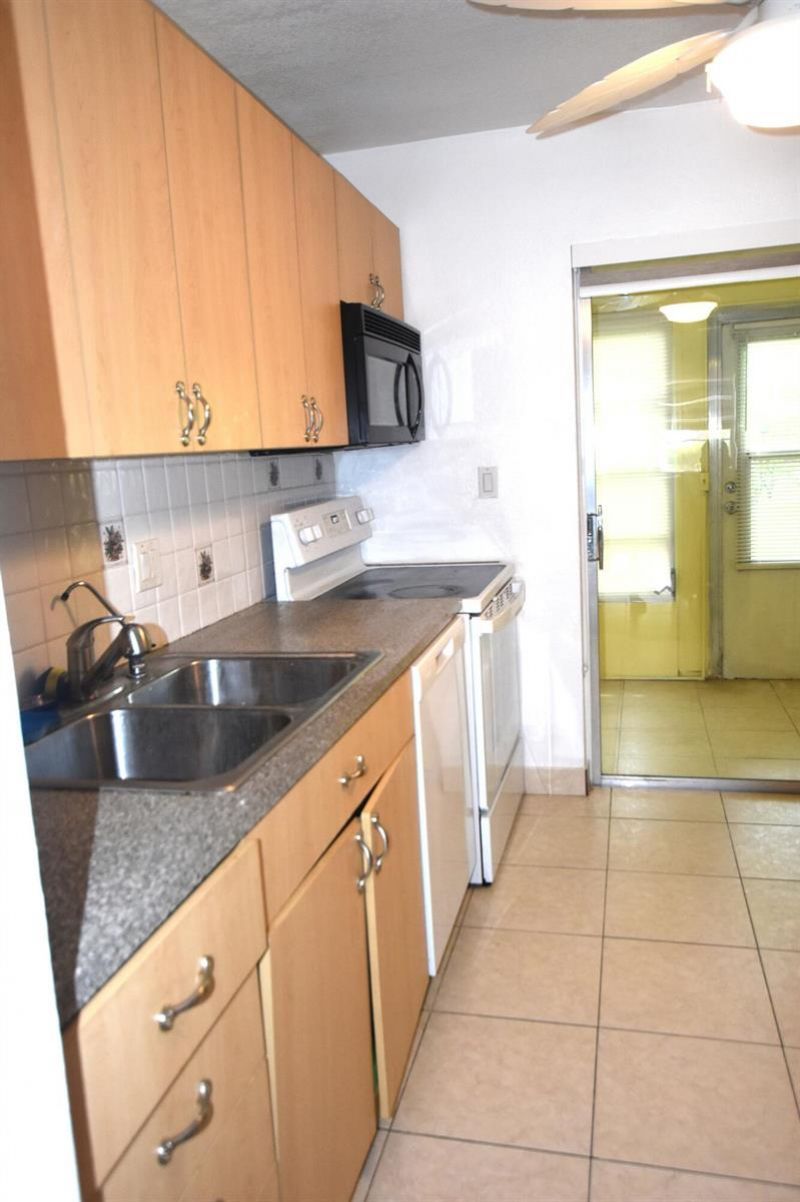 251 NW 76th Avenue , Unit 105, Margate, FL 33063 Photo