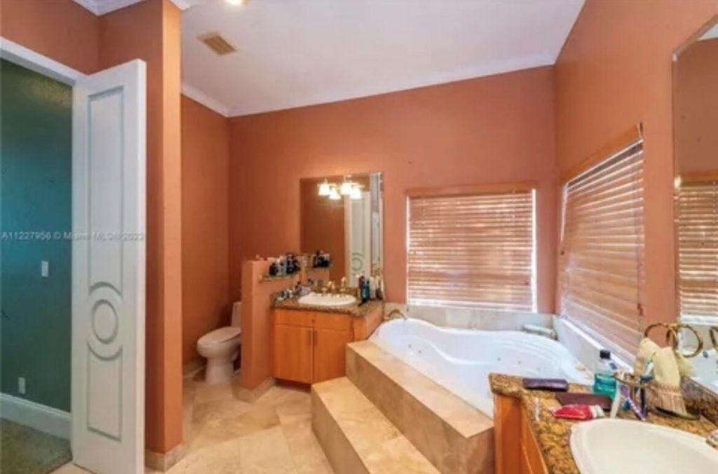 423 NE 3rd Street , Pompano Beach, FL 33060 Photo