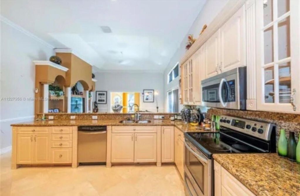 423 NE 3rd Street , Pompano Beach, FL 33060 Photo