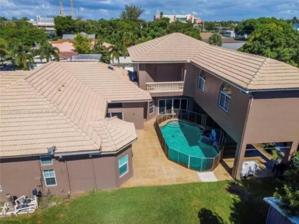 423 NE 3rd Street , Pompano Beach, FL 33060 Photo