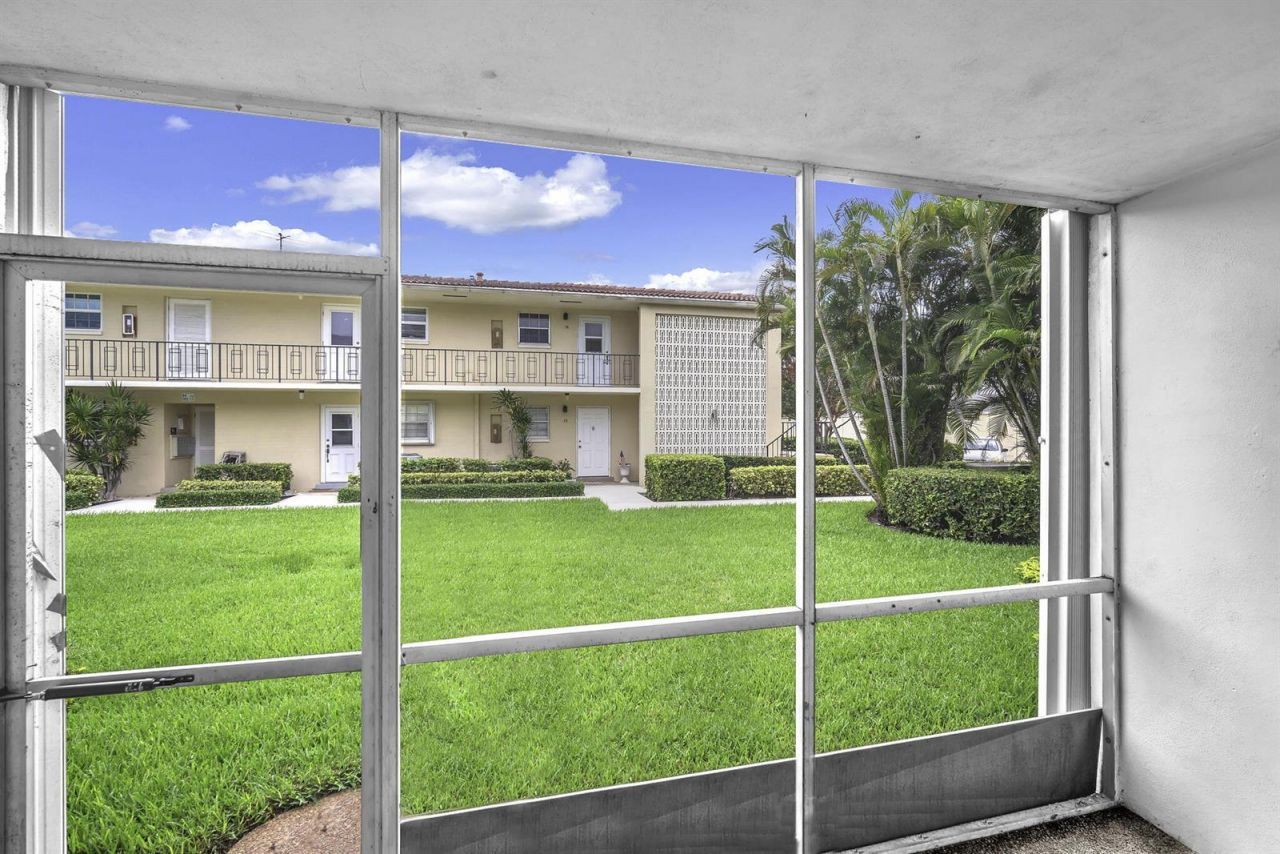 2130 NE 36th Street , Unit 63, Lighthouse Point, FL 33064 Photo