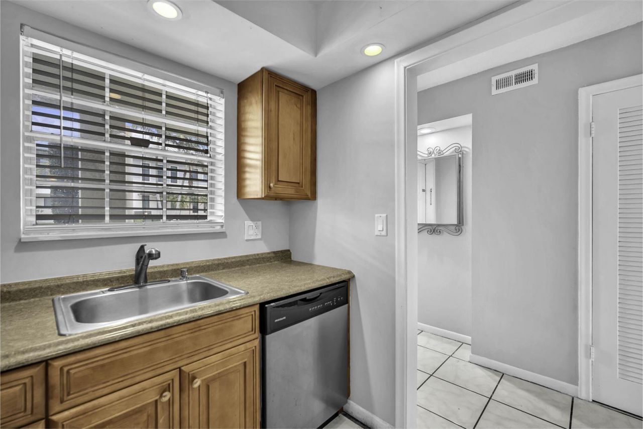 2130 NE 36th Street , Unit 63, Lighthouse Point, FL 33064 Photo
