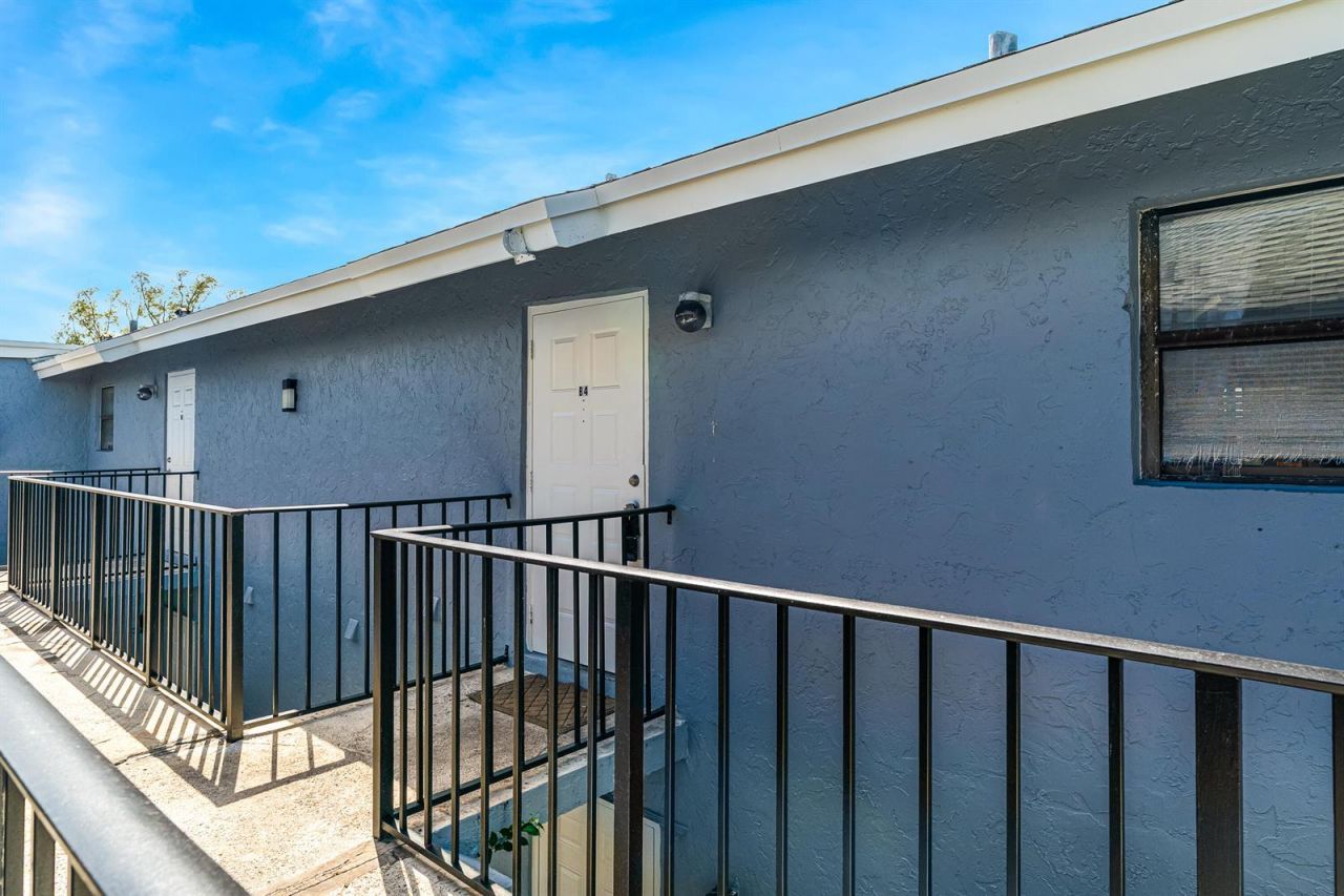 2291 Linton Ridge Circle , Unit B4, Delray Beach, FL 33444 Photo