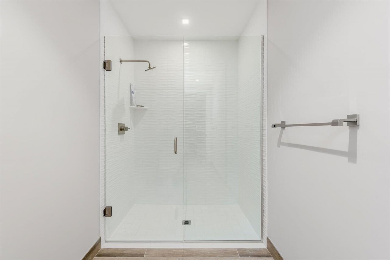 41 SW Seminole Street , Unit 305, Stuart, FL 34994 Photo