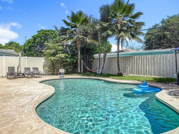 2601 NE 18th Street , Pompano Beach, FL 33062