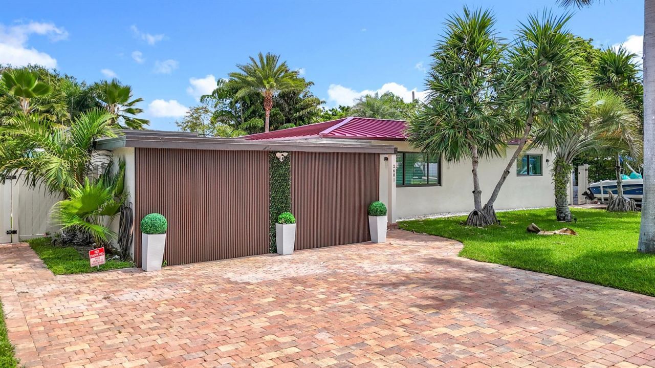 2601 NE 18th Street , Pompano Beach, FL 33062 Photo