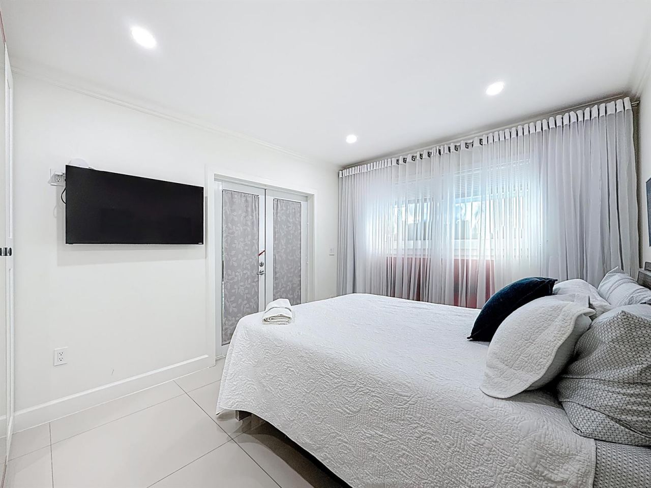 2601 NE 18th Street , Pompano Beach, FL 33062 Photo