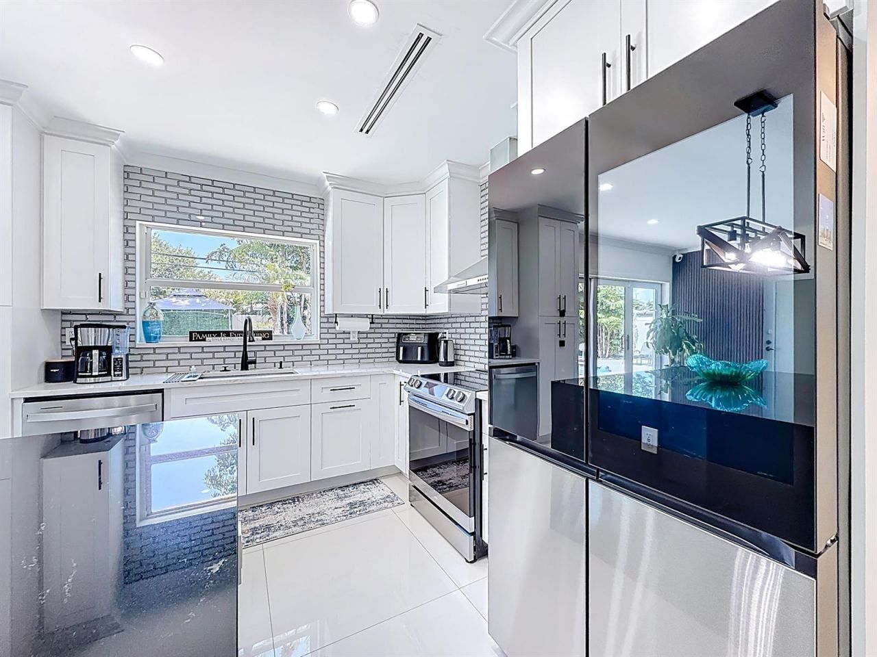 2601 NE 18th Street , Pompano Beach, FL 33062 Photo