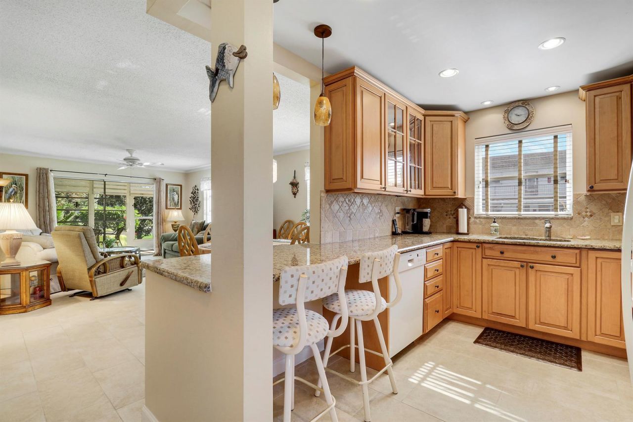 2950 SE Ocean Boulevard, Unit 6-3, Stuart, FL 34996 Photo