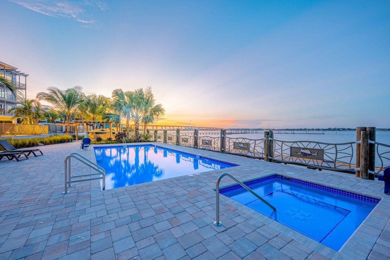 41 SW Seminole Street , Unit 210, Stuart, FL 34994 Photo