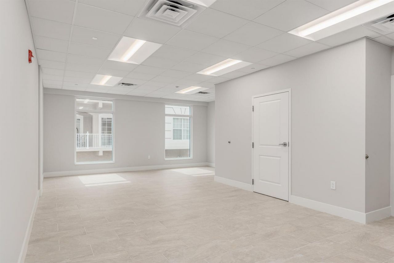 41 SW Seminole Street , Unit 210, Stuart, FL 34994 Photo