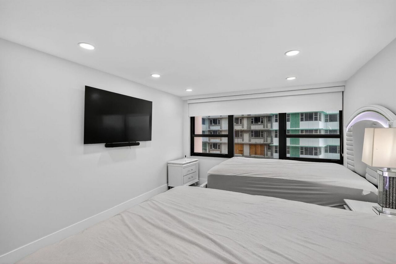 5225 Collins Avenue , Unit 1408, Miami Beach, FL 33140 Photo