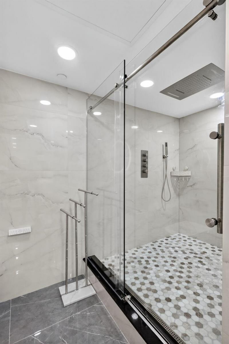 5225 Collins Avenue , Unit 1408, Miami Beach, FL 33140 Photo