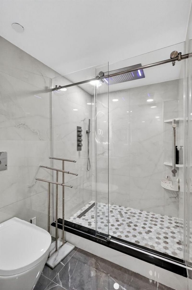 5225 Collins Avenue , Unit 1408, Miami Beach, FL 33140 Photo